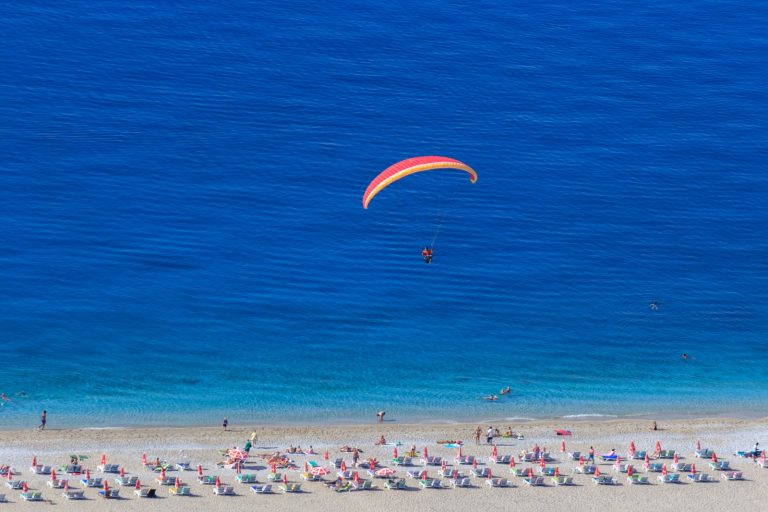 Ölüdeniz: Experience the World-Famous Blue Paradise of Fethiye